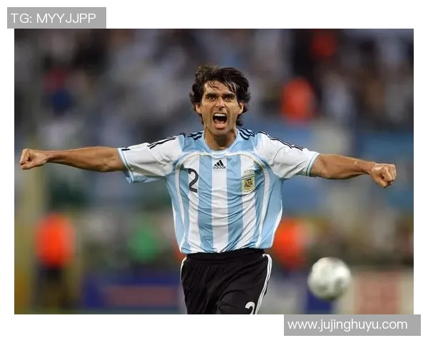 阿亚拉足球明星的传奇故事与成就揭秘